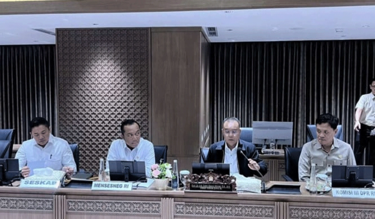 Fokus-Pada-Ekosistem-Keuangan-dan-Perbankan