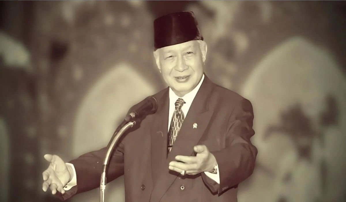 Soeharto Resmi Jadi Pahlawan Nasional, Warisan 32 Tahun Orde Baru