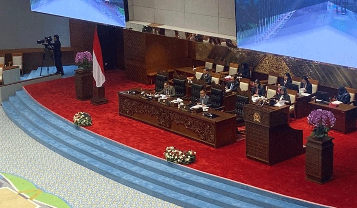 DPR Tandatangani RUU Perlindungan Saksi Dan Korban, Langkah Besar Menuju Keadilan DPR Tandatangani RUU Perlindungan Saksi Dan Korban, Langkah Besar Menuju Keadilan