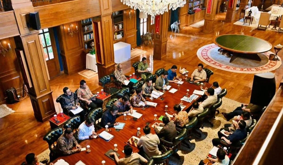 Bencana Sumatra Jadi Sorotan, Prabowo Panggil Menteri ke Hambalang