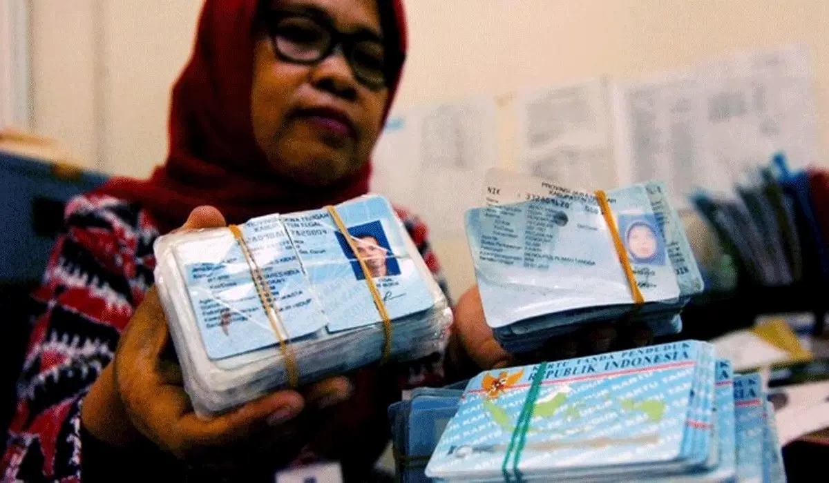 Respons Cepat Mendagri: Dokumen Kependudukan Korban Banjir Sumatera Dipermudah