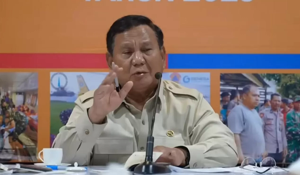 Prabowo Tegur Bupati Aceh Selatan, Pergi Umrah Saat Bencana